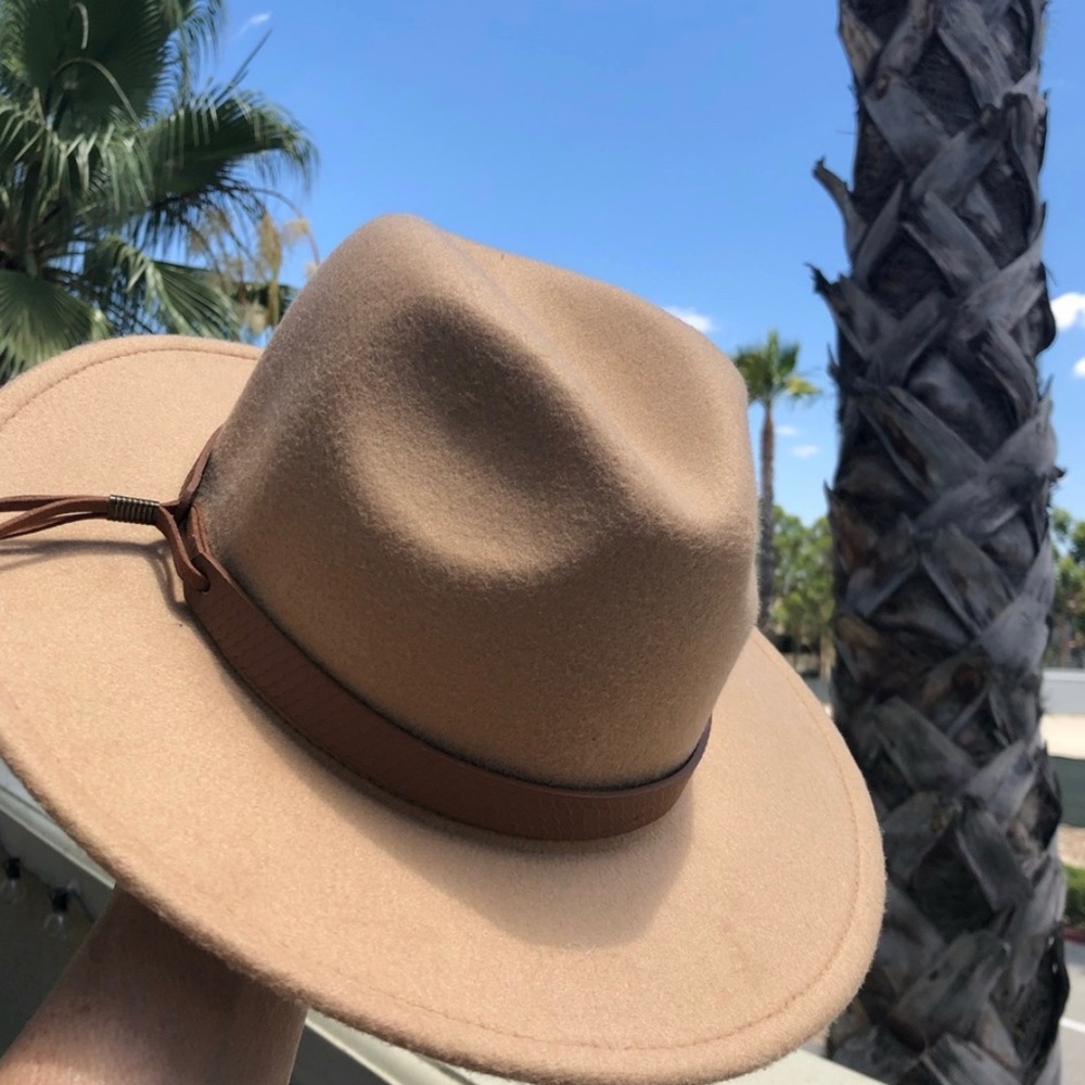 Boho Panama Hat Felt Vegan Leather Strap Tan NWT